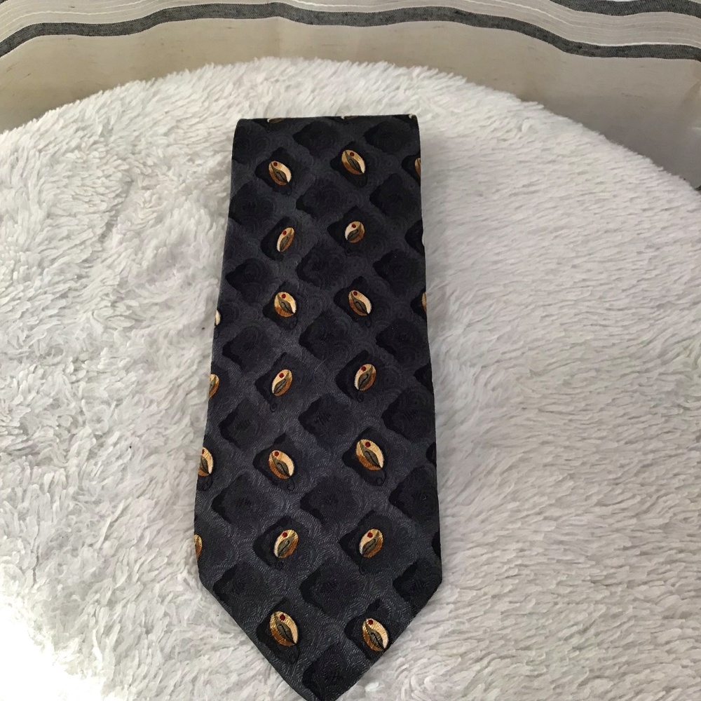 Robert Talbots Best Of Class Men Hand Sewn Silk Tie Made In USA Gray Green Leaf